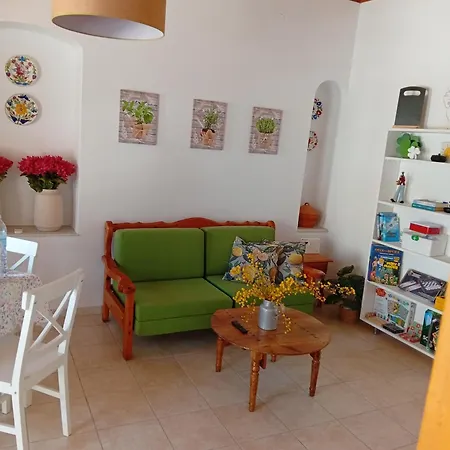 Дом отдыха Orange Tree House Rhodes *